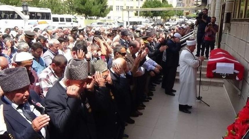 Kıbrıs Gazisi, Askeri T&ouml;renle Son Yolculuğuna Uğurlandı