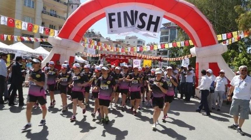 En Hızlı Postacı Yarışmasında Kıyasıya Mücadele