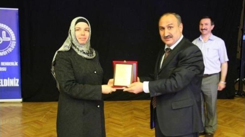 &ldquo;mahremiyet Bağlamında Sosyal Medya Ve Aile&rdquo; Konferansı