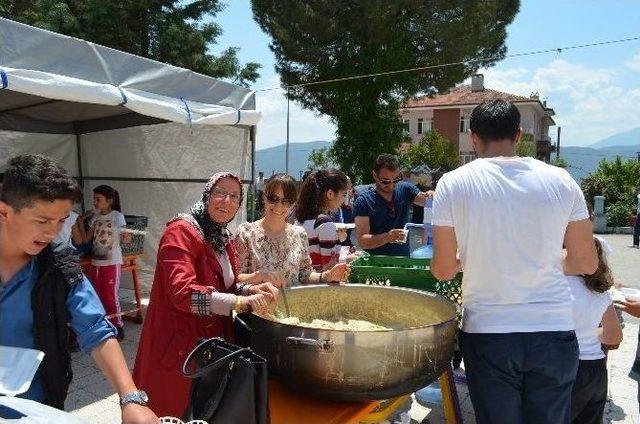 Kargı Atatürk İlköğretim Okulu’nda Keşkek Günü Düzenledi