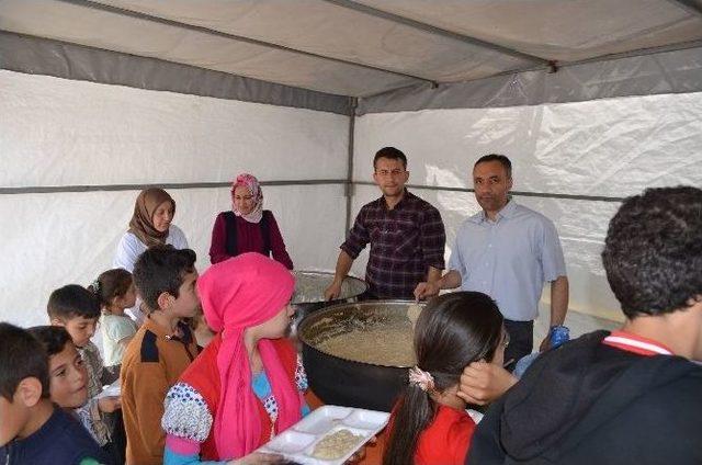 Kargı Atatürk İlköğretim Okulu’nda Keşkek Günü Düzenledi