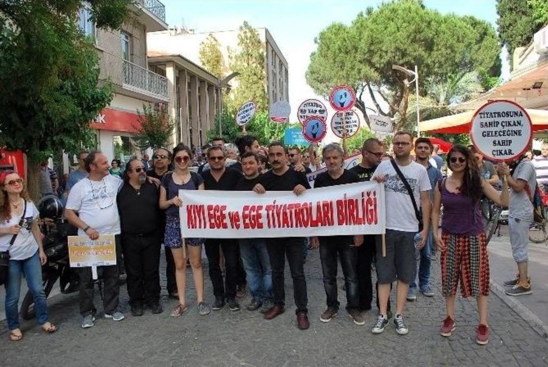 Uluslararası Dionysos Tiyatro Şenliği Başladı