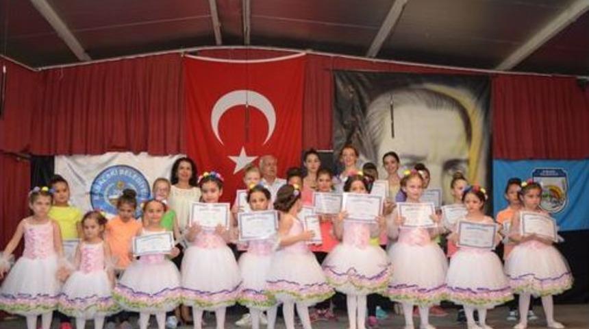 K&uuml;&ccedil;&uuml;k Balerinler B&uuml;y&uuml;ledi