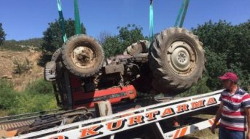 Nazilli&rsquo;de Feci Trakt&ouml;r Kazası; 1 &Ouml;l&uuml;