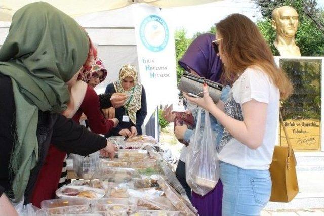 Kırklarelili Yetimler Bayram Sabahına Mutlu Uyanacak