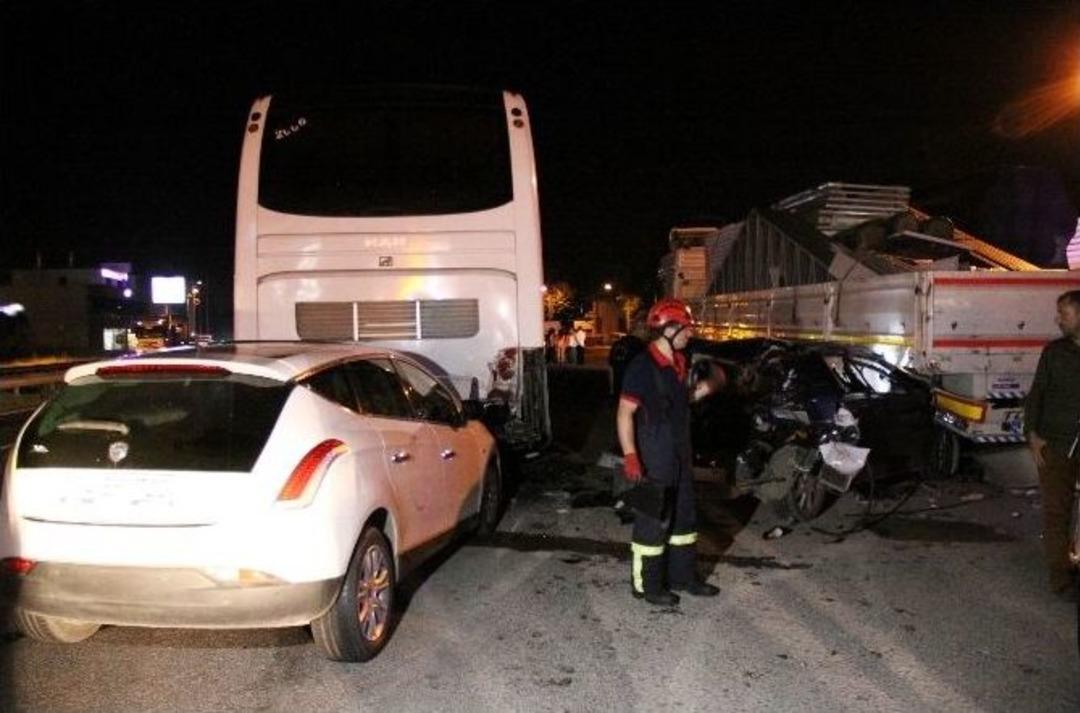 Kocaeli&rsquo;de 5 Ara&ccedil; Birbirine Girdi