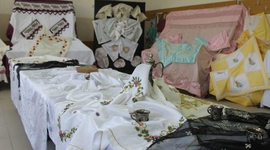 Nenelerin Meslek Aşkı