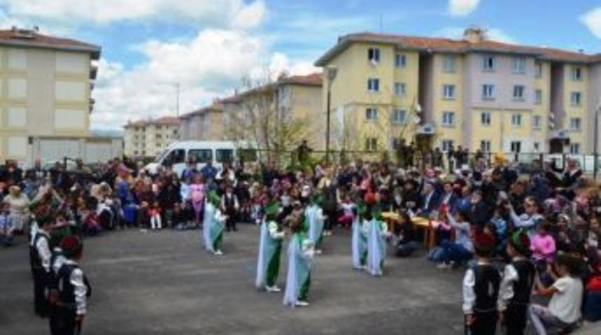 Anakuzusu Anaokulu Yılsonu G&ouml;sterisi