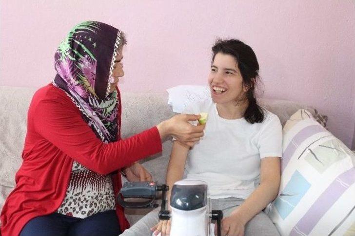 (özel) Felçli Üniversite Öğrencisi, Hayalini İstiyor G1