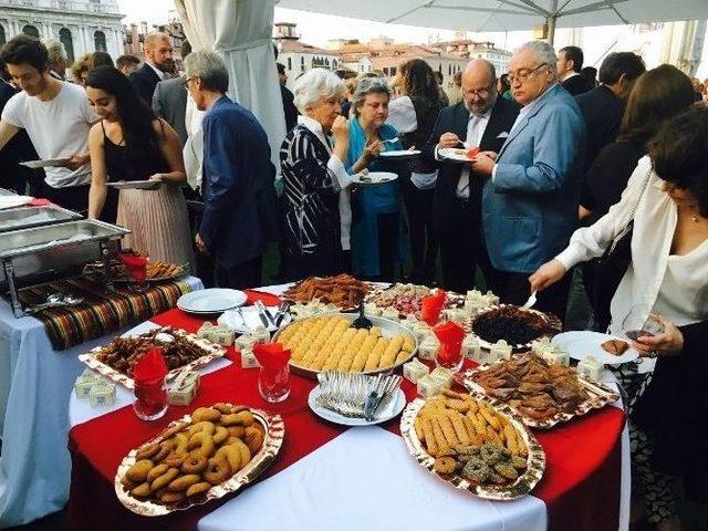 Gaziantep Mozaikleri Ve Yemekleri Venedik’te Tanıtıldı