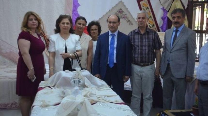 S&ouml;ke Halk Eğitim Merkezi Yılsonu Sergi Ve Defilesi Yapıldı