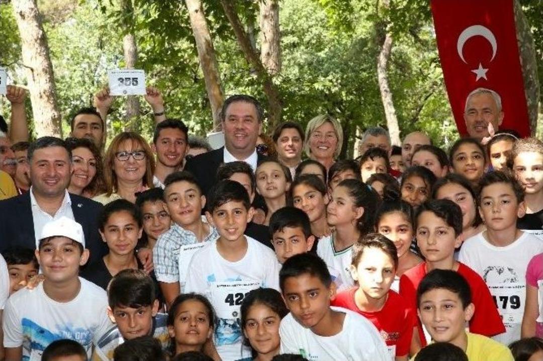 Eski Milli Atlet Safter Karabağlı Buca&rsquo;da Unutulmadı