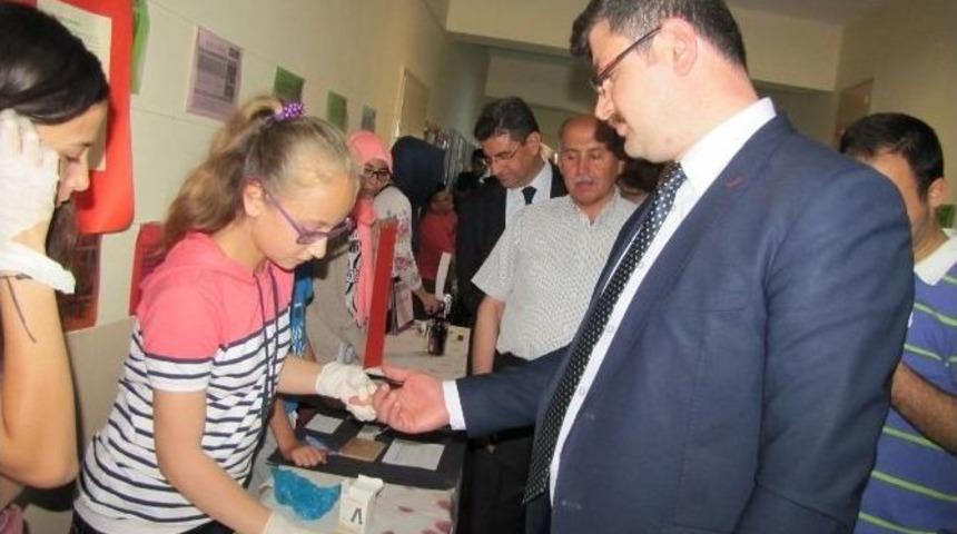 &Ouml;ğrenciler Kaymakamın Kan Grubunu Doğru Tespit Ettiler