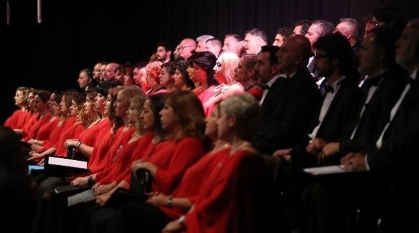 Nazım Hikmet, Yenimahalle&rsquo;de Destan Yazdı