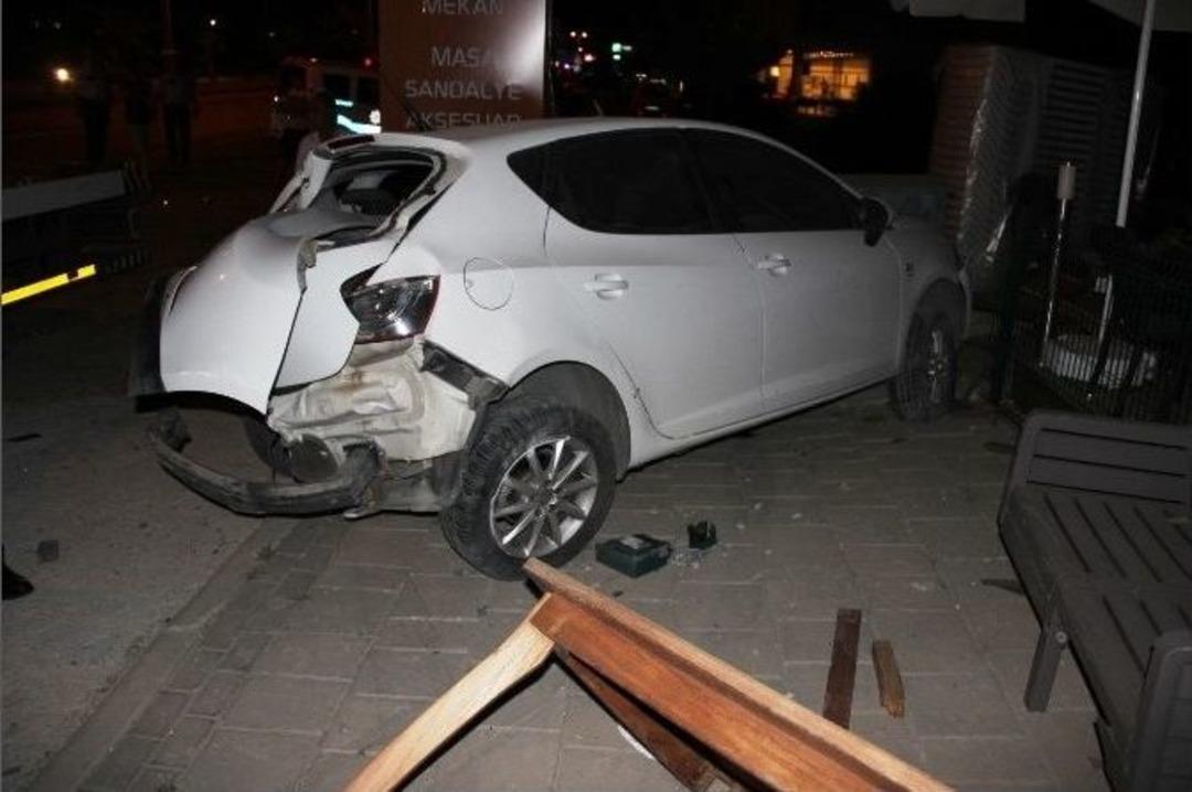 Bodrum&rsquo;da Trafik Kazası; 1 Yaralı