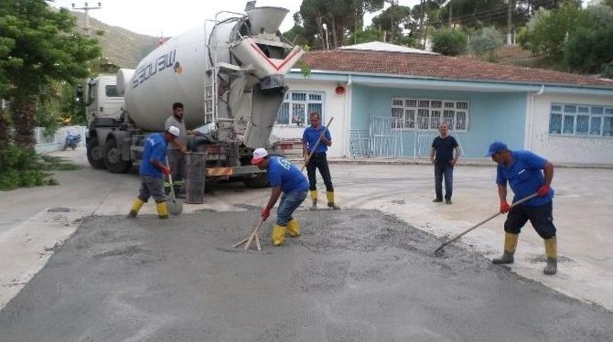 Ko&ccedil;arlı&rsquo;da Eğitime Destek S&uuml;r&uuml;yor