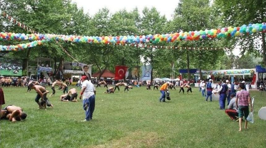 Akbalık G&uuml;reşleri Organizasyon Komitesi Toplanıyor