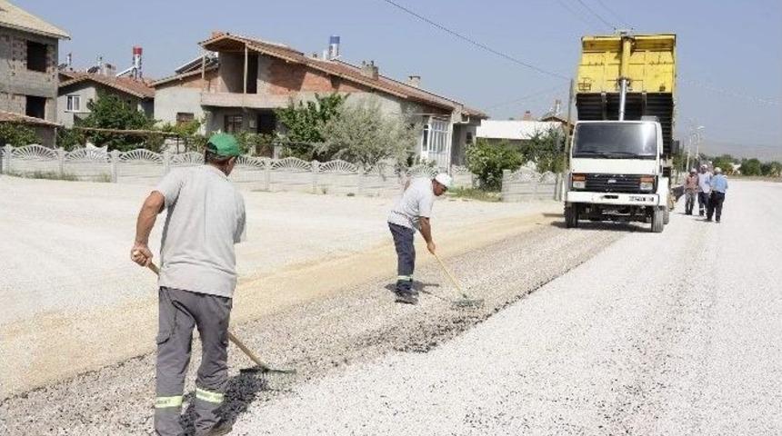 Meram&rsquo;da Asfalt &Ccedil;alışmaları S&uuml;r&uuml;yor
