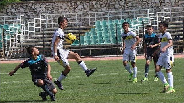 U14 Türkiye Şampiyonası 2. Kademe Manisa Grup Merkezi Maçları Başladı