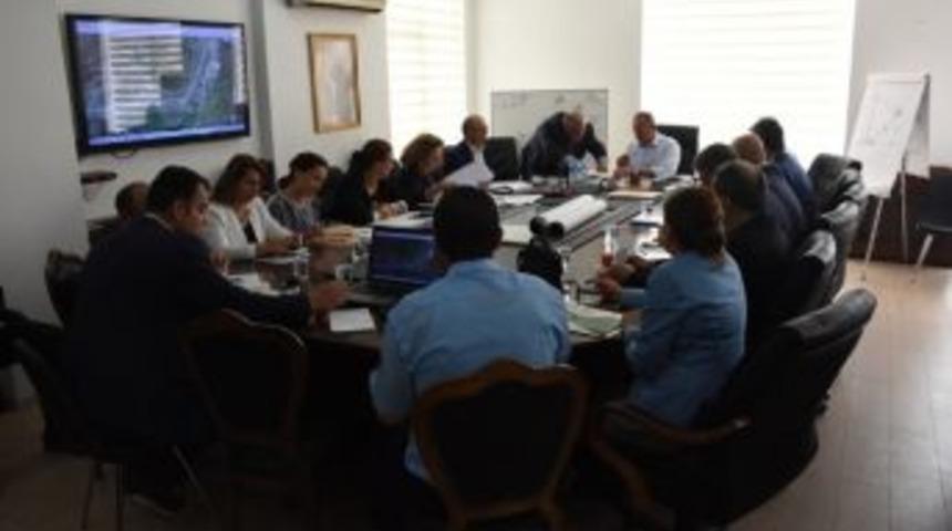 Asfalt &Ccedil;alışmaları Toplantıda Konuşuldu