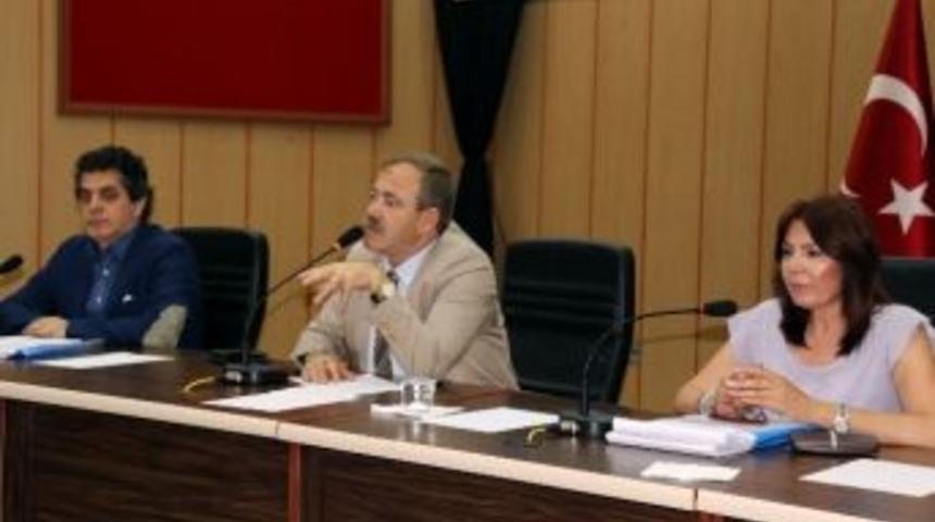 Akdeniz&rsquo;in Stratejik Plan G&uuml;ncellemesi Komisyonlara Havale Edildi