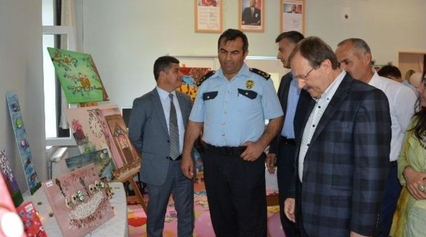 Özel Öğrencilerden Özel Sergi