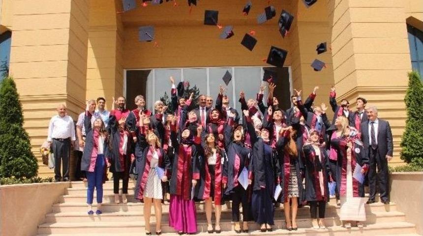 Omü Adalet Myo’da Mezuniyet Sevinci