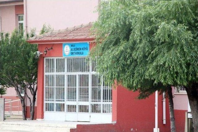 Bolu&rsquo;da &Ouml;ğrencilerine Şiddet Uyguladığı İddia Edilen &Ouml;ğretmen Hakkında Soruşturma 1