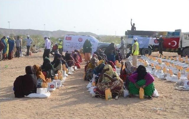 Tika’dan Somali’de Yaşayan Sığınmacılara İnsani Yardım