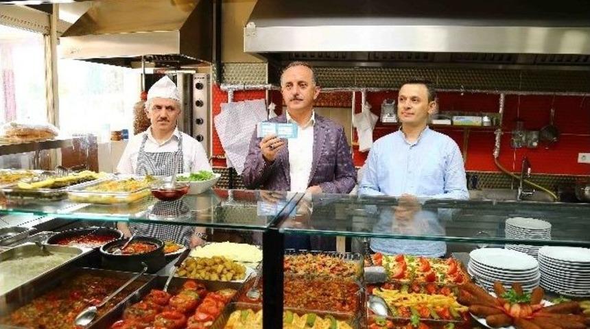 İhtiya&ccedil; Sahipleri &lsquo;iftar Kuponu&rsquo; İle Lokantada İftar Yapacak