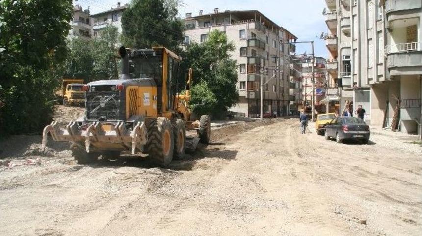 Devrek&rsquo;te Yaz Şenlikleri Stantları Kurulmaya Başlandı