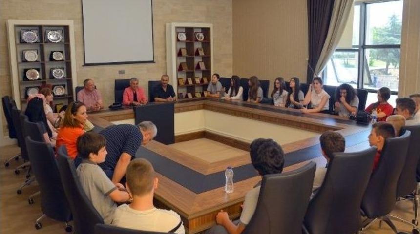 Bosnalı Minikler Manavgat’ta