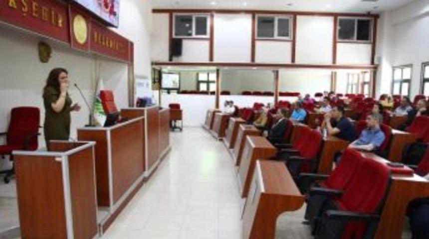 Engelsiz Bir Şehir İ&ccedil;in Seminer Verildi