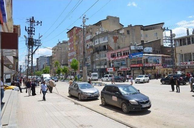 Yüksekova’da Hasar Tespit Çalışmaları Başladı