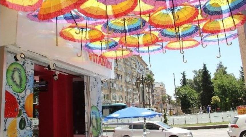 Şanlıurfa&rsquo;nın Sıcağına Şemsiyeli &Ccedil;&ouml;z&uuml;m