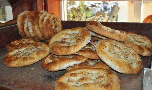 Bilecik Belediyesi Ramazan Ayında Pideyi 1 Tl’den Satacak