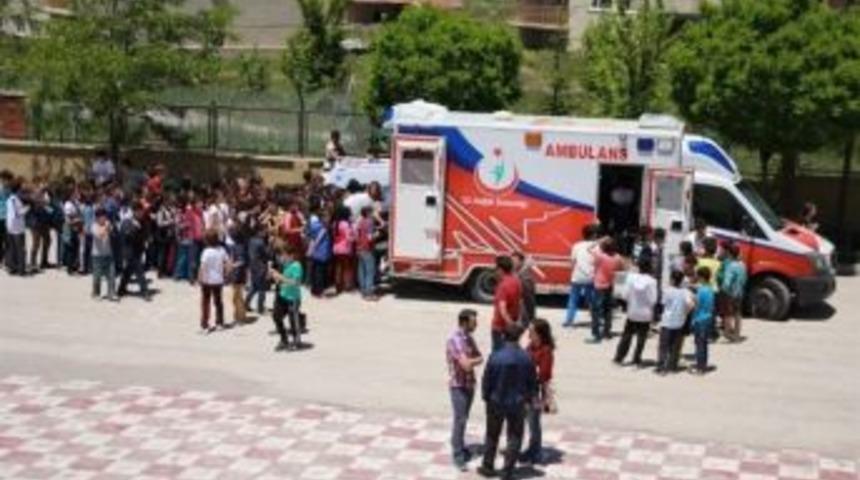 Van&rsquo;da &rsquo;yaşama Yol Ver&rsquo; Kampanyası