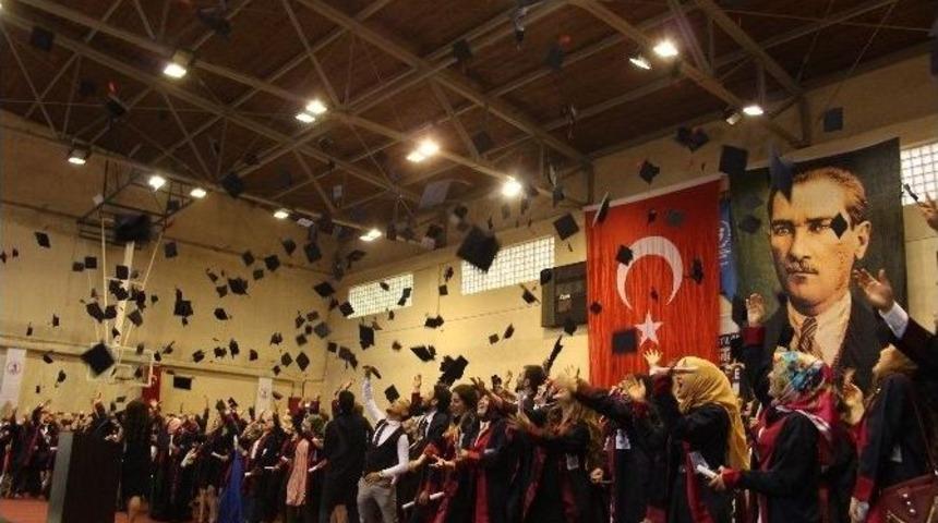 &Ccedil;arşamba Myo 750 Mezun Verdi