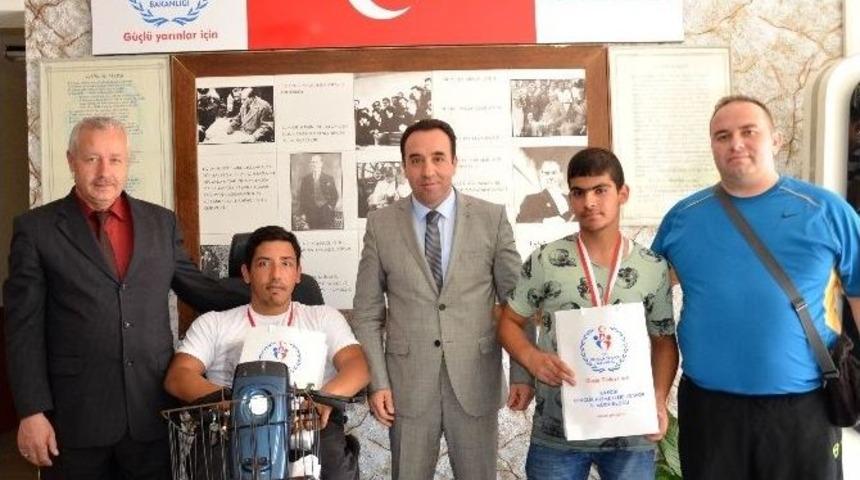 Bedensel Engelli Sporcuların &Ouml;rnek Başarısı