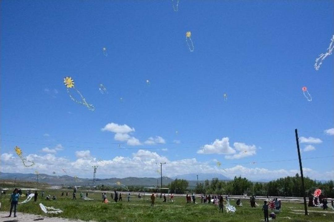 Tuşba Belediyesi&rsquo;nden U&ccedil;urtma Şenliği
