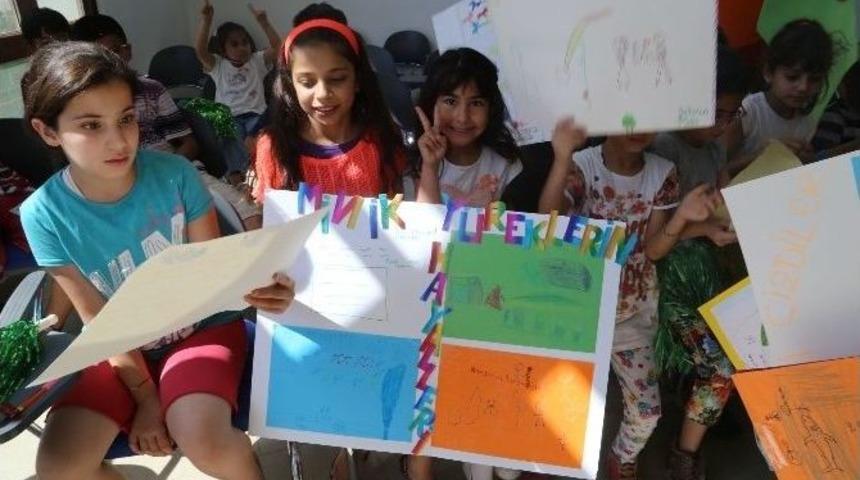 Ga&uuml;&rsquo;n&uuml;n &ldquo;hayat &Ccedil;ocuklar İle Renkli&rdquo; Projesi Bir&ccedil;ok &Ouml;ğrenciyi Bir Araya Getirdi