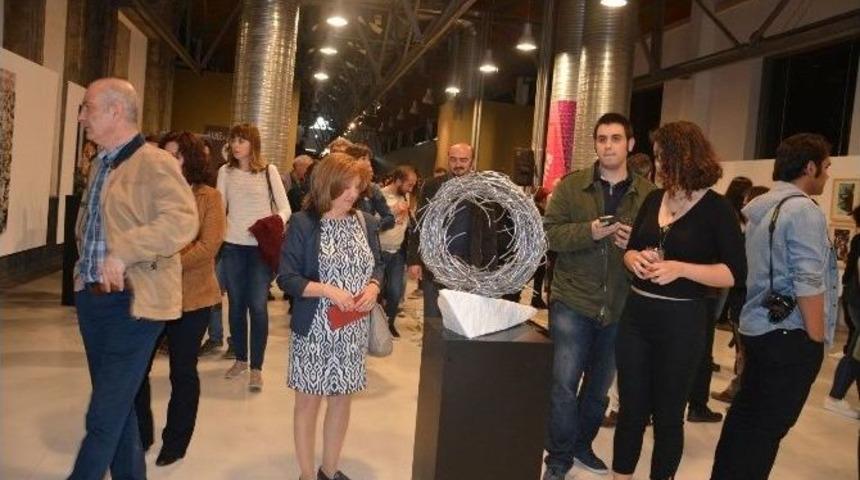 Anadolu &Uuml;niversitesi G&uuml;zel Sanatlar Fak&uuml;ltesi&rsquo;nin Mezuniyet Sergisi