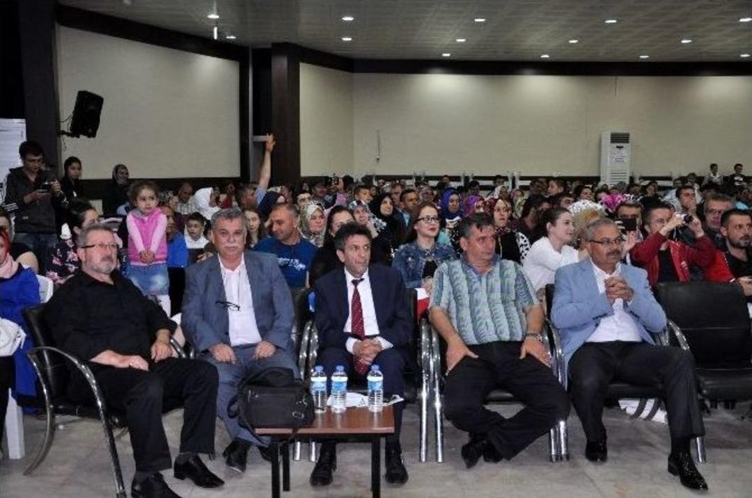 Gediz&rsquo;de &lsquo;kardeş Okullar Korosu T&uuml;rk Halk M&uuml;ziği Gecesi&rsquo; D&uuml;zenlendi