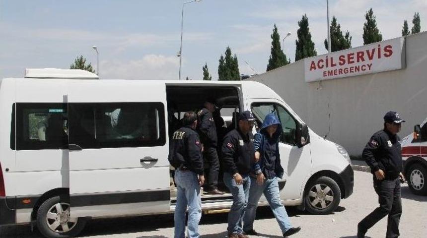 &Ccedil;orum&rsquo;da Paralel Yapı Operasyonu: 5 G&ouml;zaltı