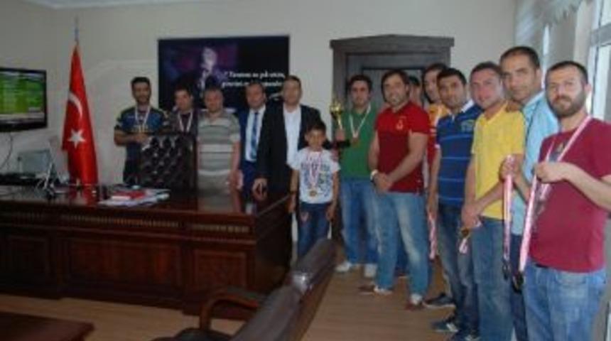 Kaymakamlık Kupası Turnuvasının Galibi Real Kocak&ouml;y