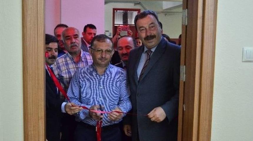 Şehit Polislerin İsimleri K&uuml;t&uuml;phanelerde Yaşatılacak