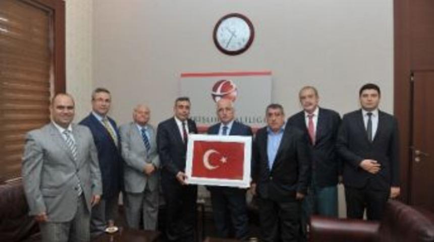 Eskişehir Siirt Vakfı&rsquo;ndan Vali Tuna&rsquo;ya Ziyaret