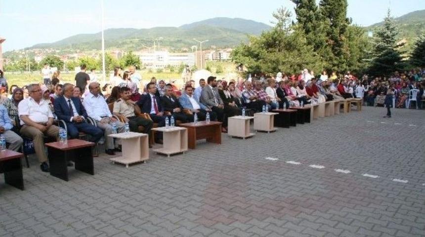 Devrek Metem&rsquo;den &ldquo;19. Mezuniyet T&ouml;reni Ve Pilav G&uuml;n&uuml;&rdquo; Etkinliği