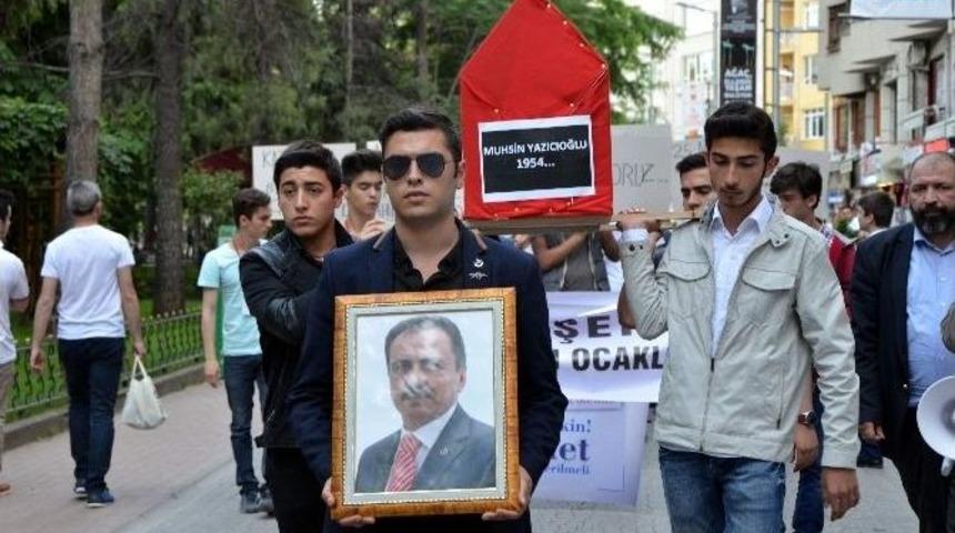 Alperenler&rsquo;den Tabutlu Eylem