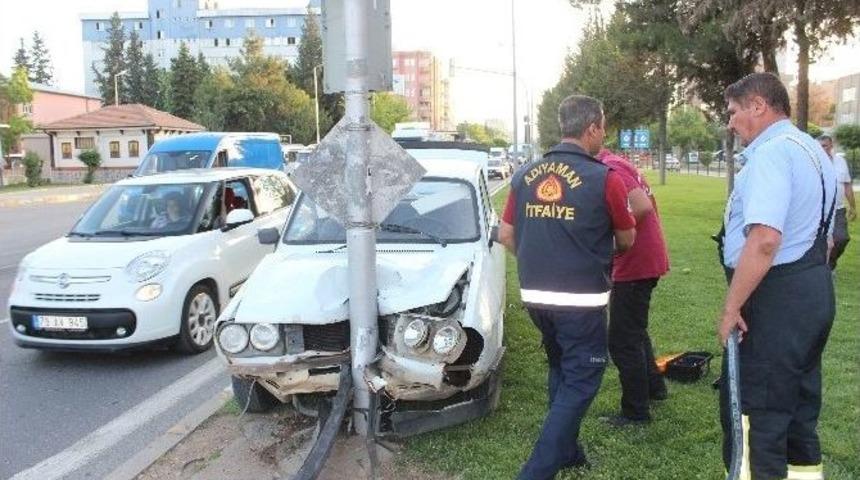 Yayalara &Ccedil;arpmamak İ&ccedil;in Ref&uuml;je &Ccedil;ıktı